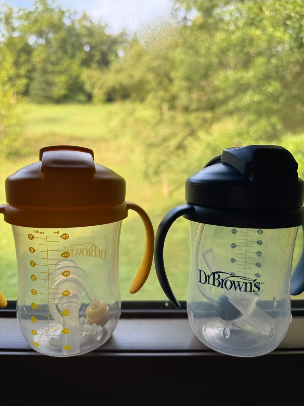 Dr brown’s Yellow and blue Toddlerr Sippy Cups - 2 Pack